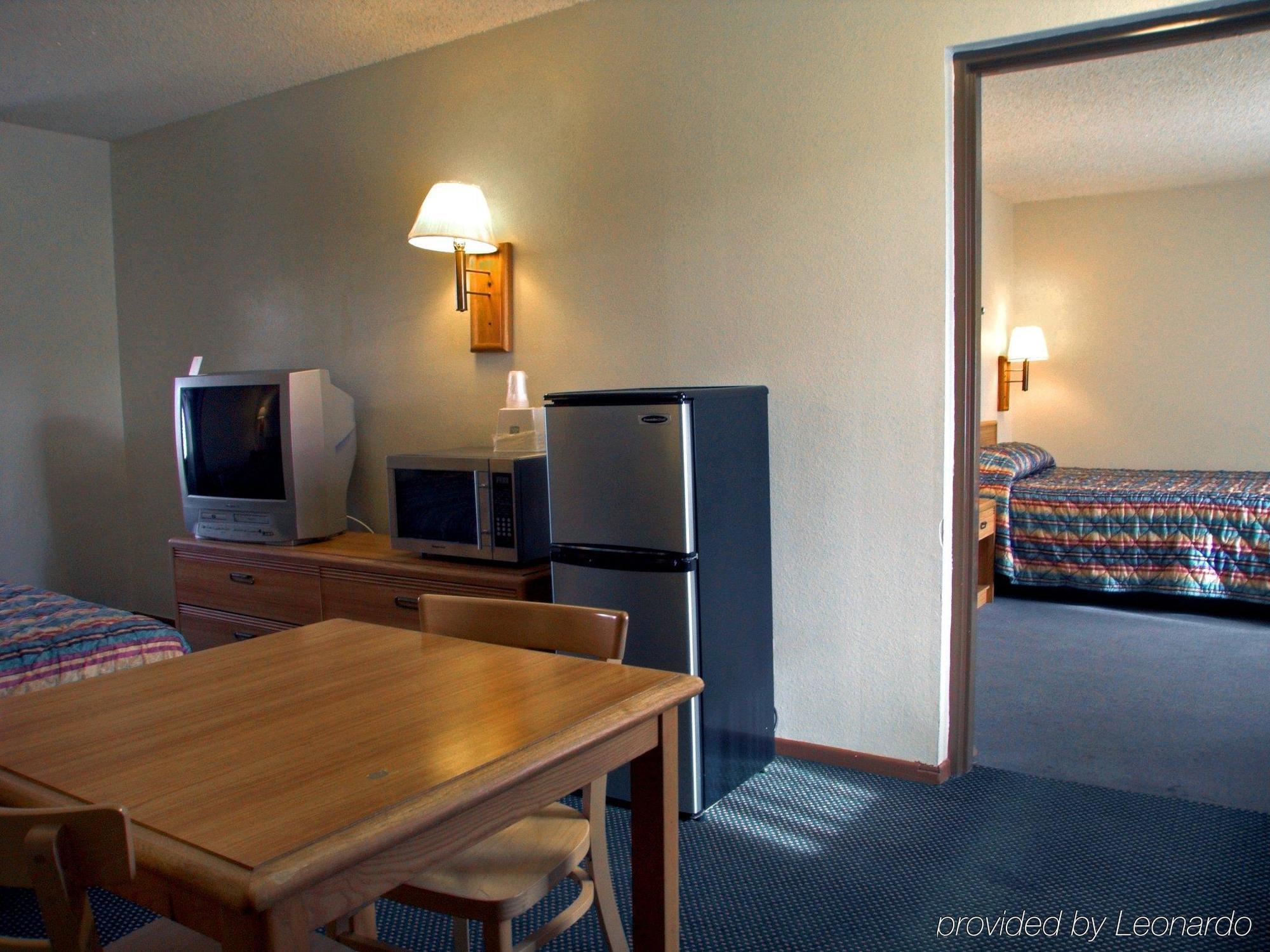Rodeway Inn Riverside Quarto foto